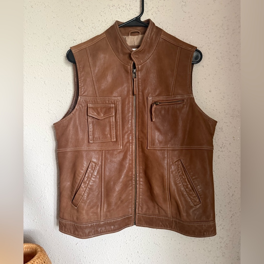 Brown Leather Vest with Zip Pockets — Equestrian